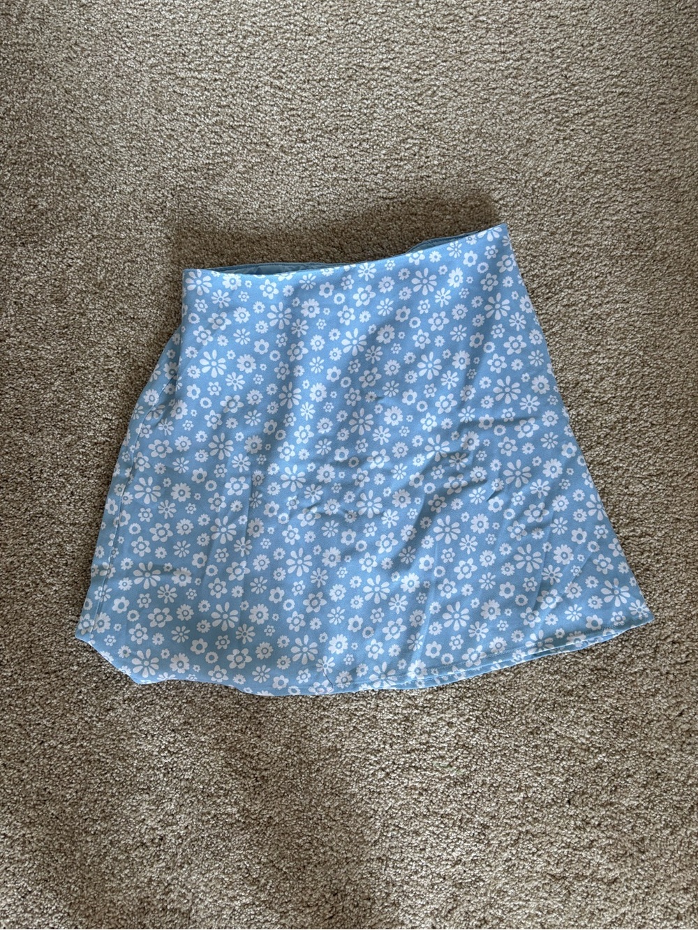 Hollister Women’s Light Blue Floral A-Line Skirt